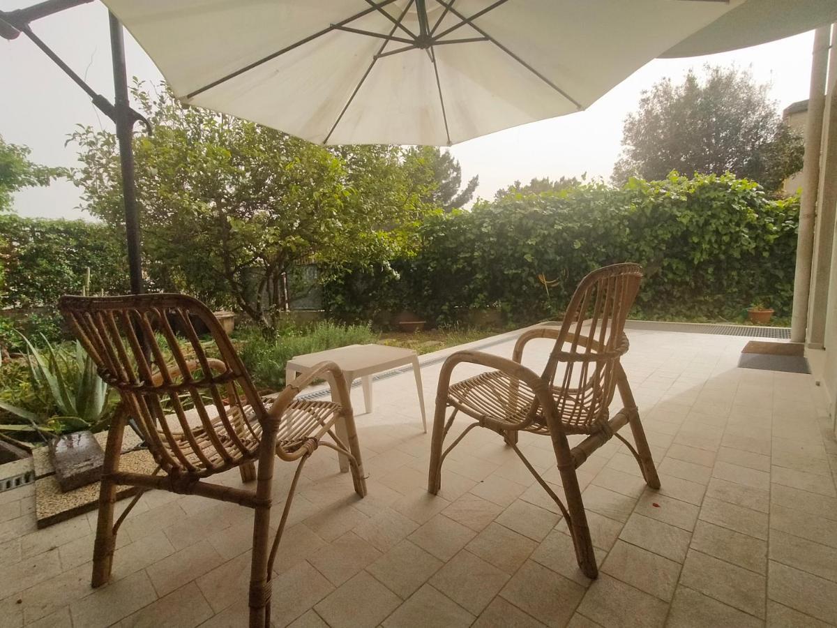 Apartment In Sardinia Decimomannu Экстерьер фото