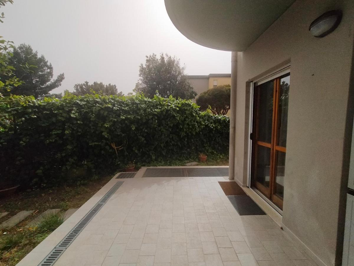 Apartment In Sardinia Decimomannu Экстерьер фото