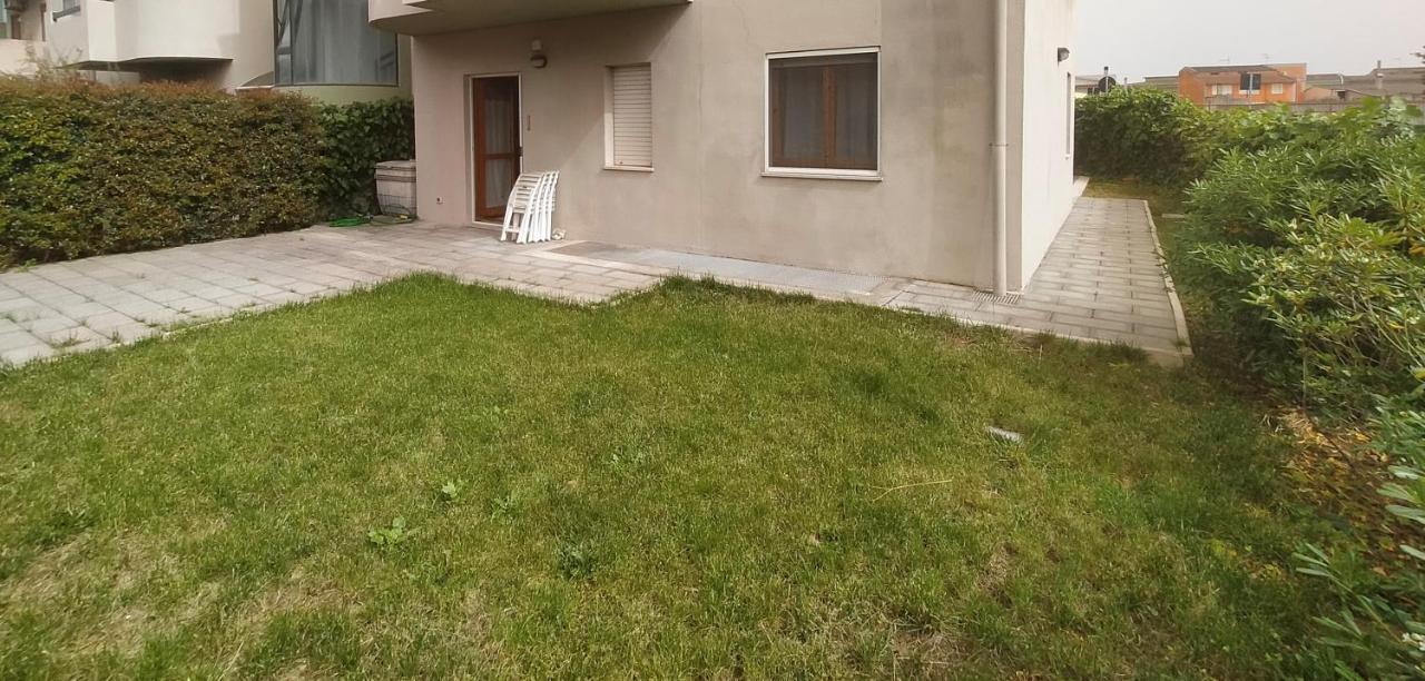 Apartment In Sardinia Decimomannu Экстерьер фото